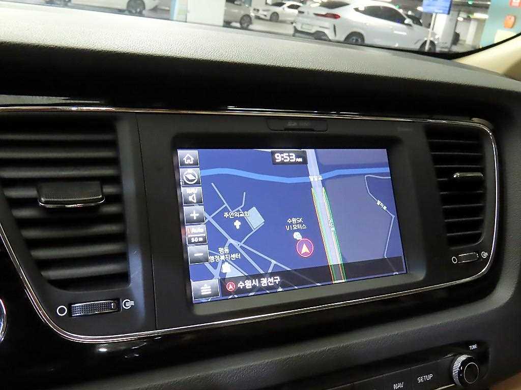 KIA Carnival 2019 Negro - Importación desde Corea - HF Imports Iquique - Foto 13