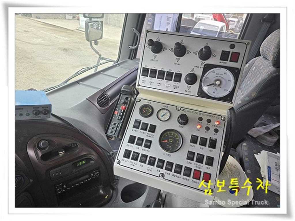 medium and large cargo Special 2014 Azul - Importación desde Corea - HF Imports Iquique - Foto 13