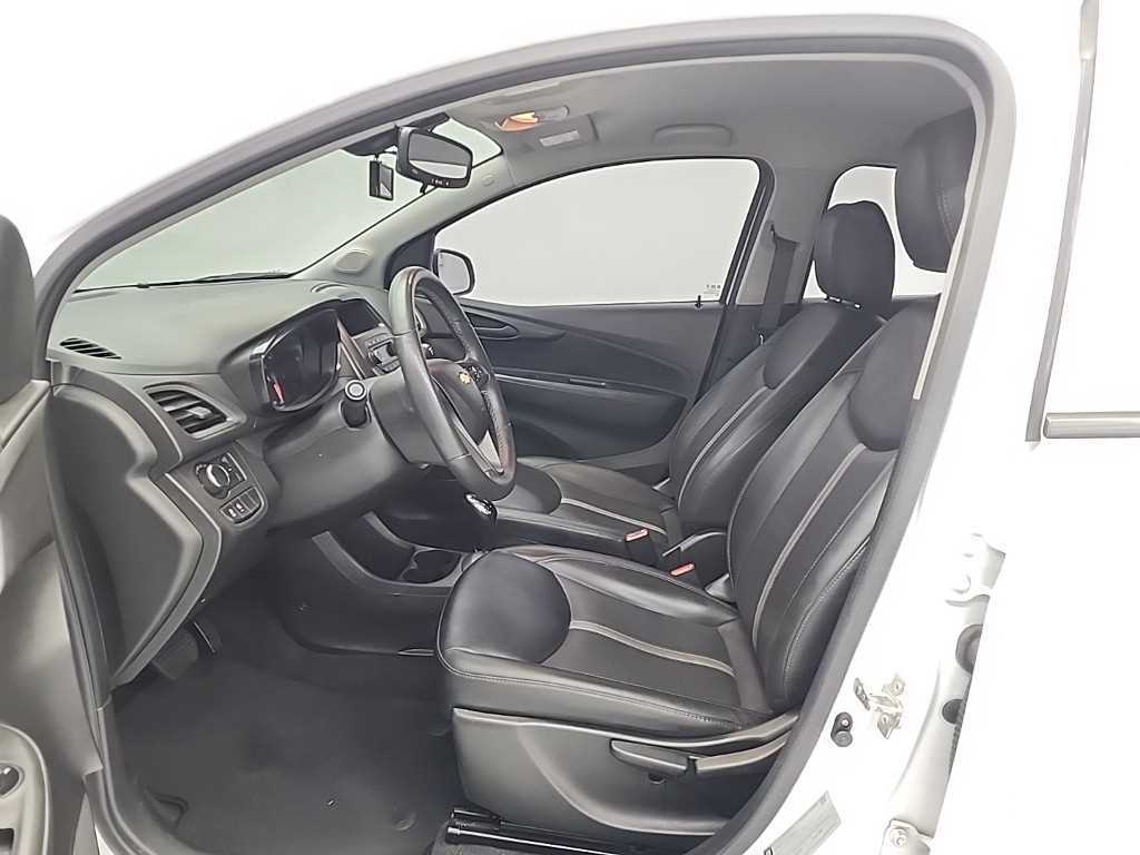 Chevrolet Spark - Vista 11