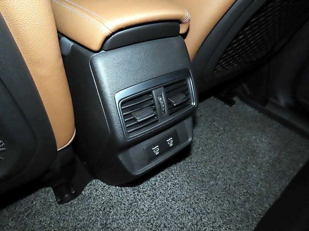 SAMSUNG QM6 2024 Blanco - Importación desde Corea - HF Imports Iquique - Foto 16