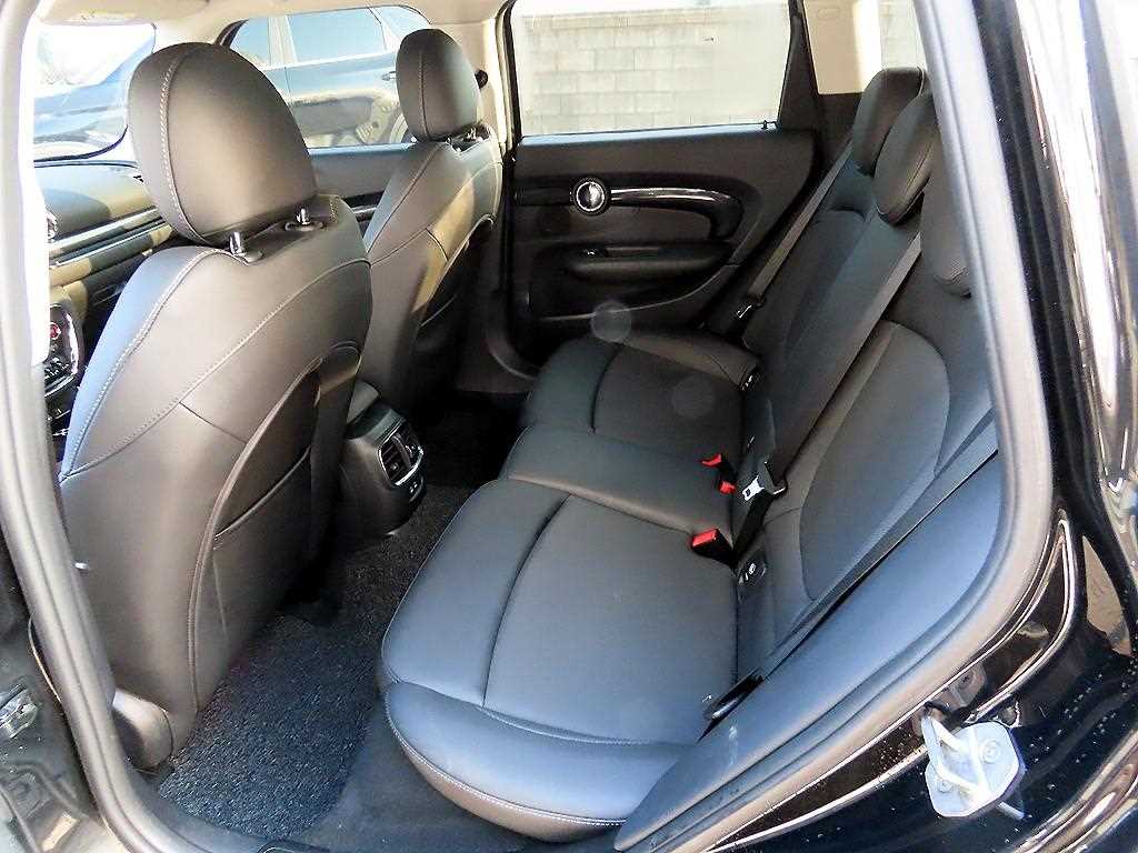 Mini Clubman - Vista 6