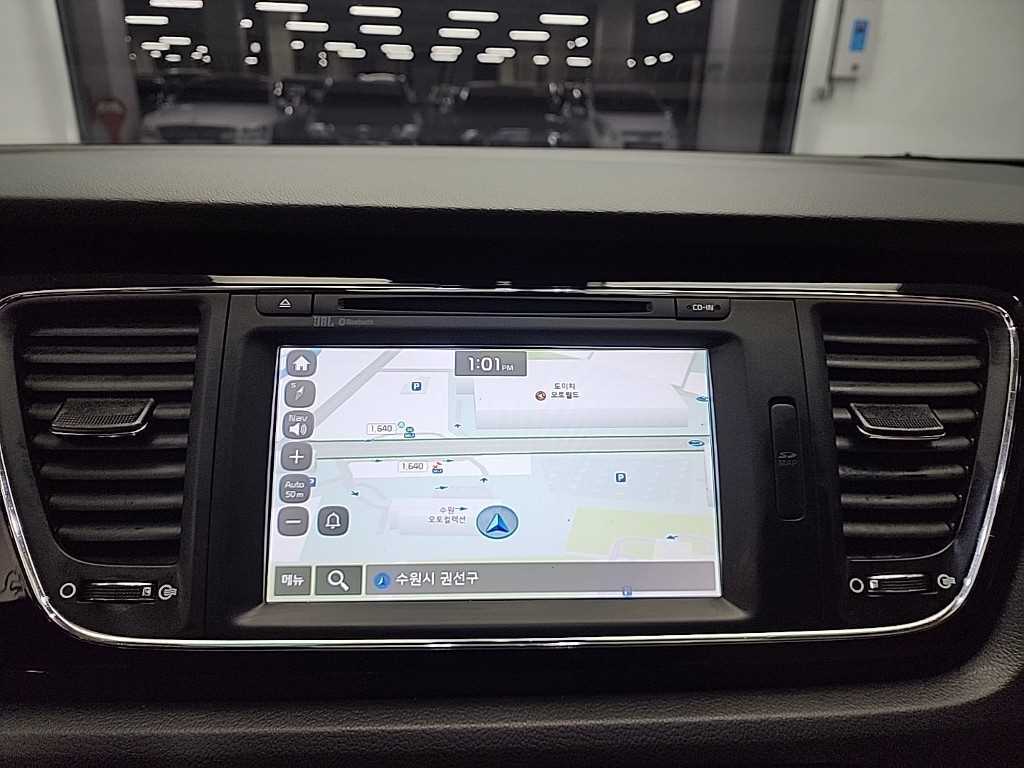 KIA Carnival 2018 Negro - Importación desde Corea - HF Imports Iquique - Foto 17