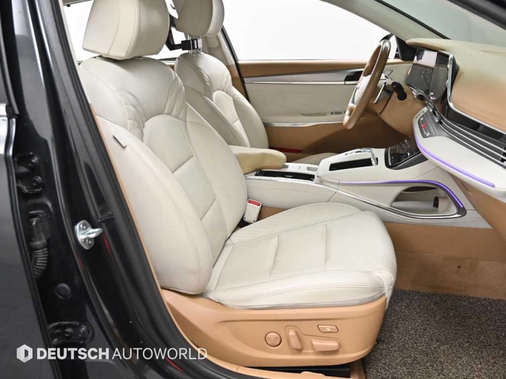 HYUNDAI Grandeur - Vista 10