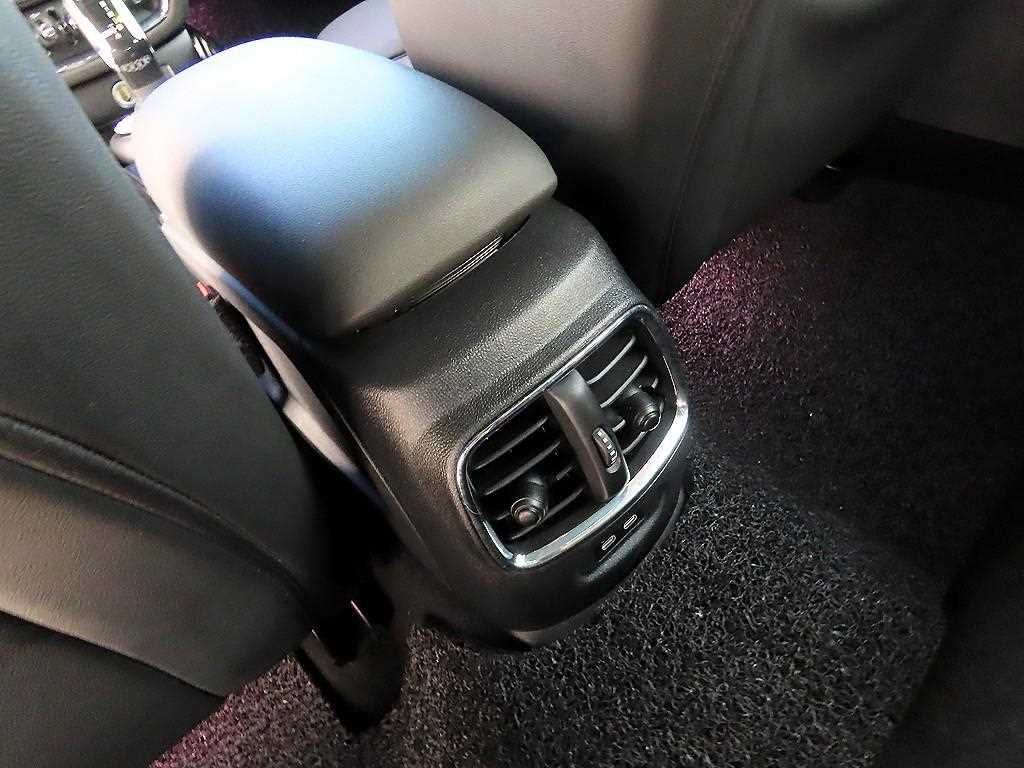 Mini Clubman 2023 Negro - Importación desde Corea - HF Imports Iquique - Foto 16