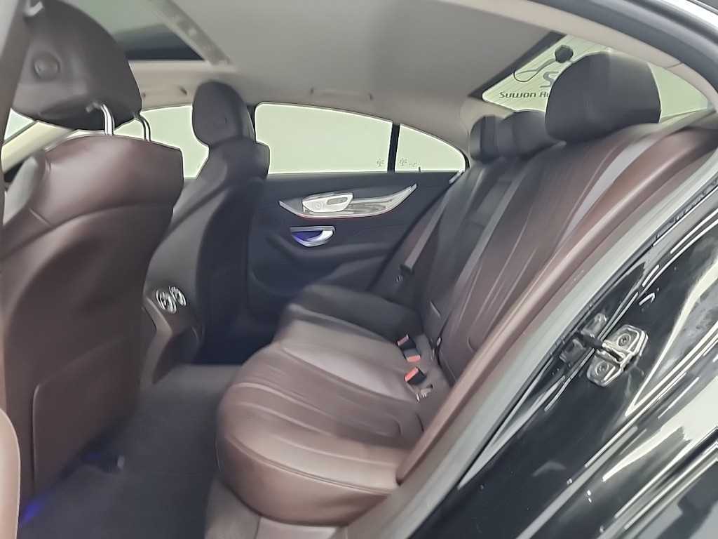 Mercedes Benz CLS Class - Vista 12