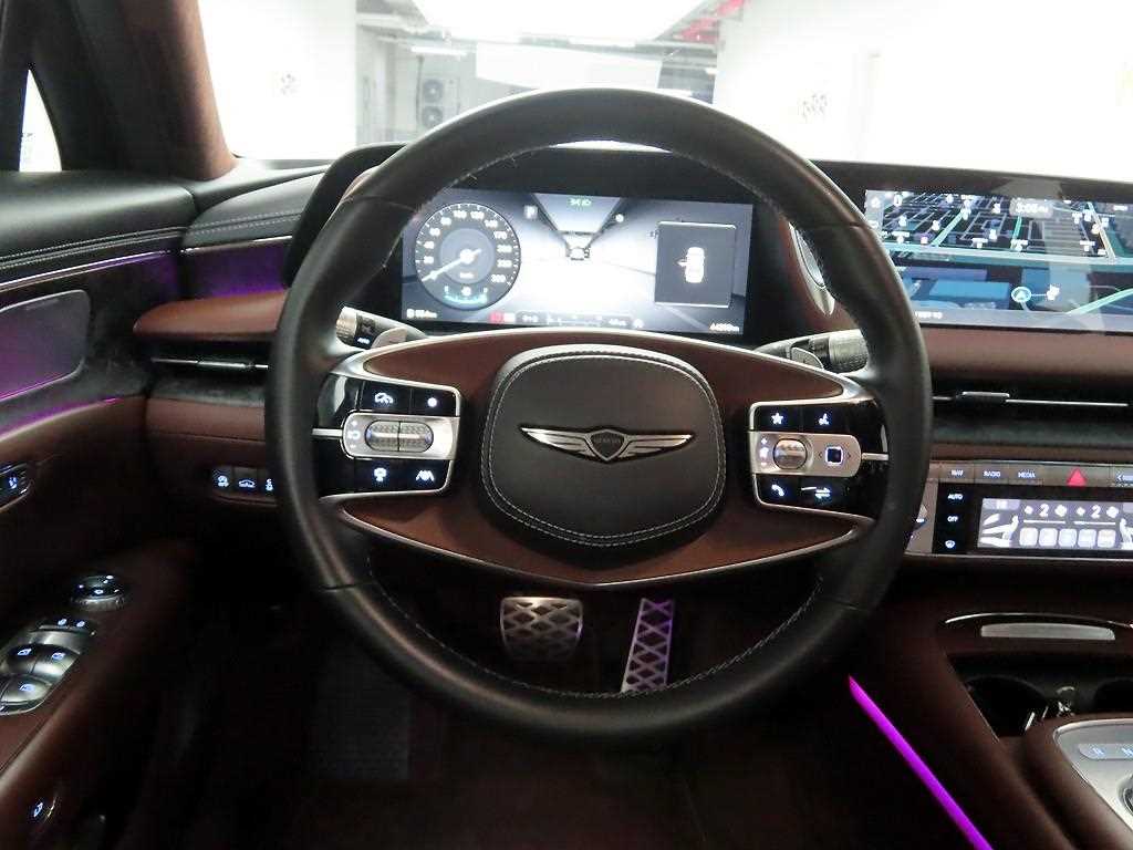 Genesis G90 - Vista 7