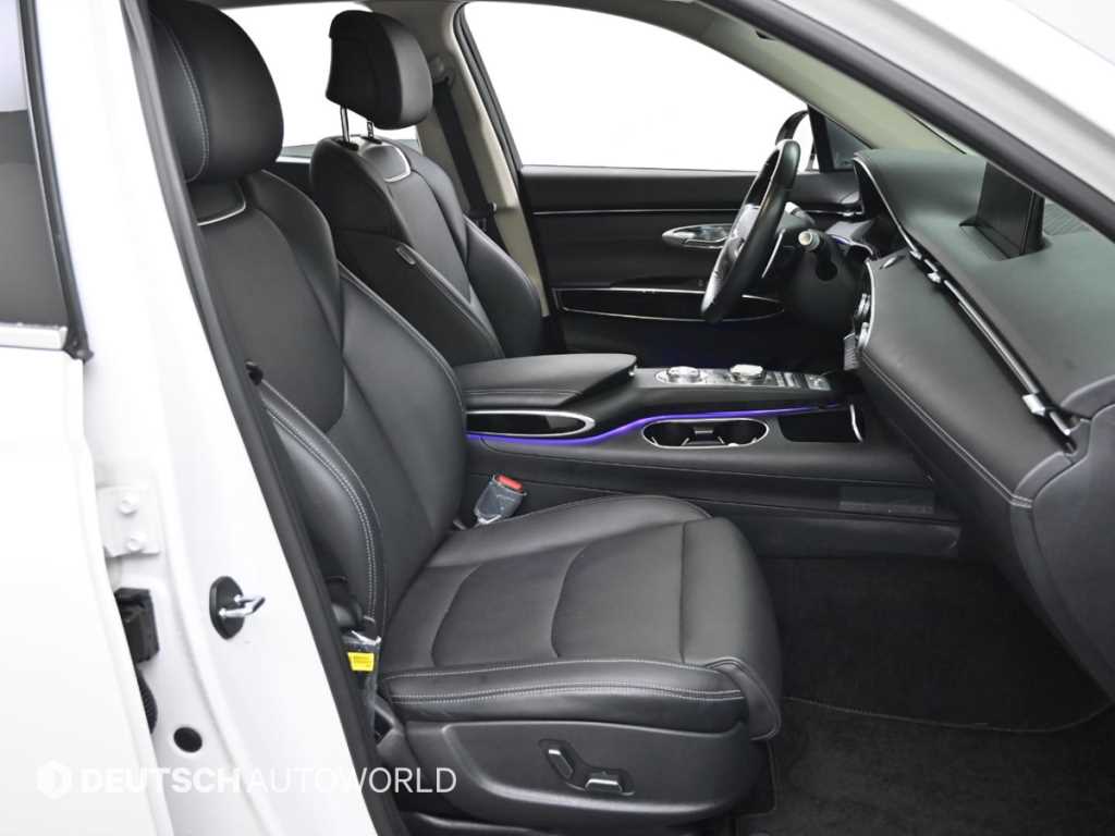 Genesis GV70 - Vista 10