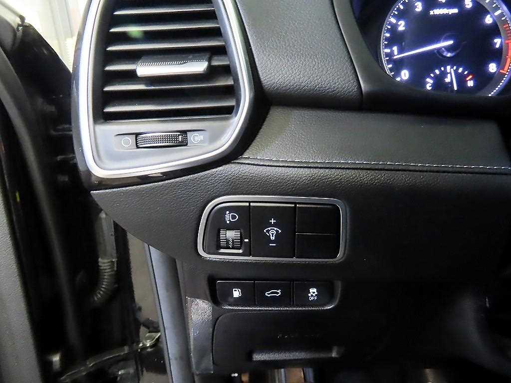 HYUNDAI Grandeur 2017 Negro - Importación desde Corea - HF Imports Iquique - Foto 17