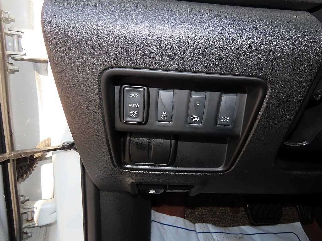 SAMSUNG QM6 - Vista 12