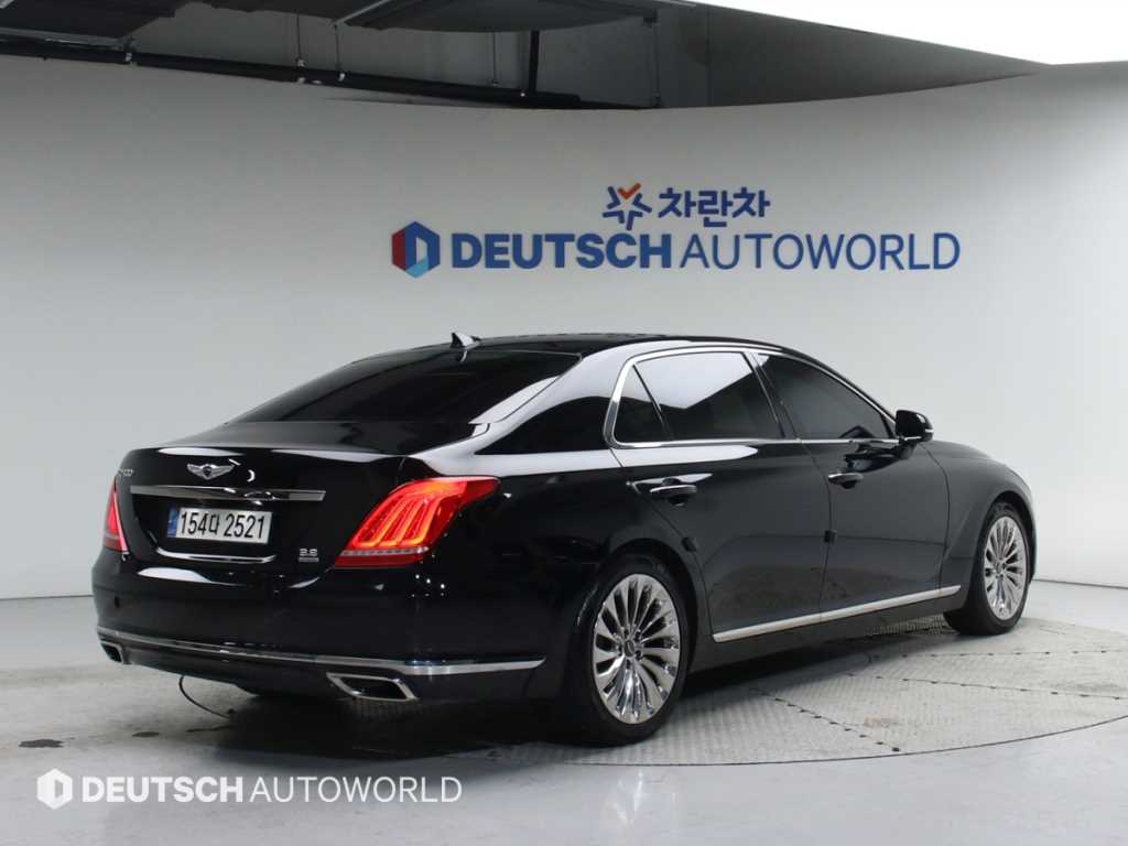 Genesis EQ900 - Vista 2