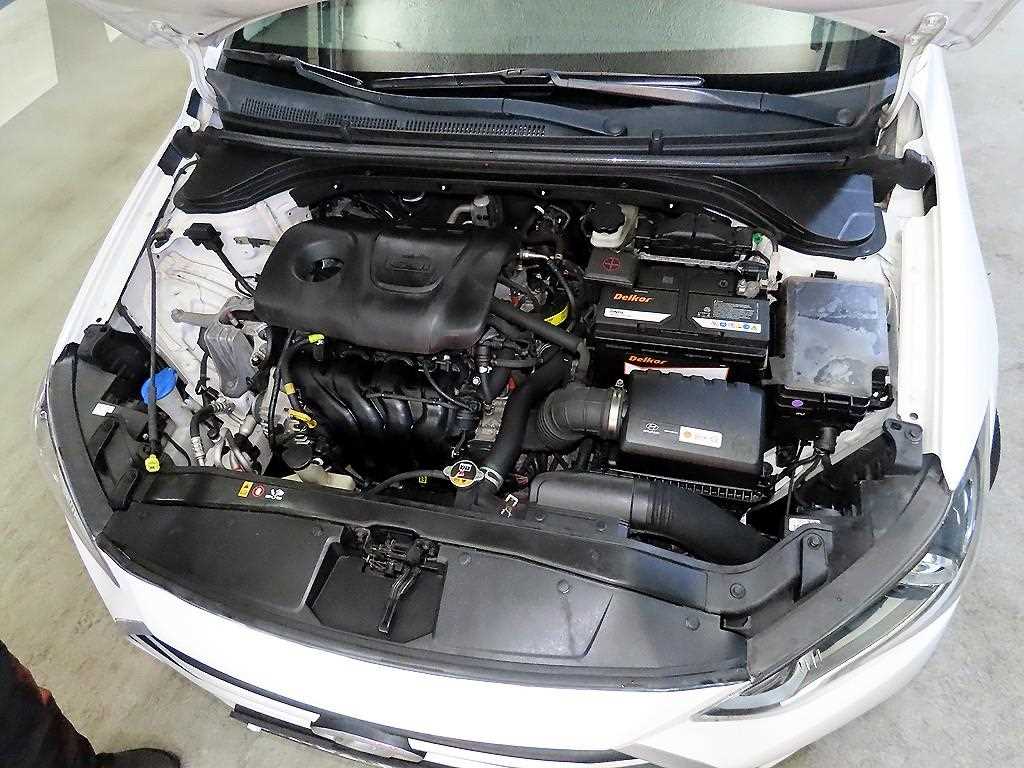 HYUNDAI Avante 2018 - Importación desde Corea - HF Imports Iquique - Foto 17