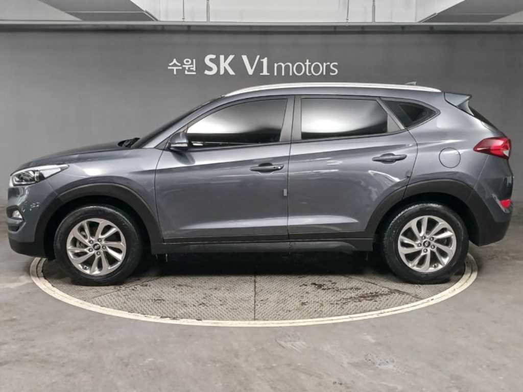 HYUNDAI Tucson - Vista 5