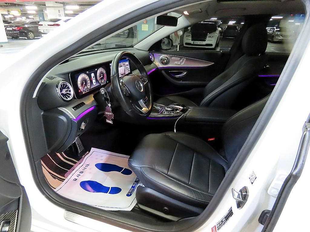 Mercedes Benz E class - Vista 6