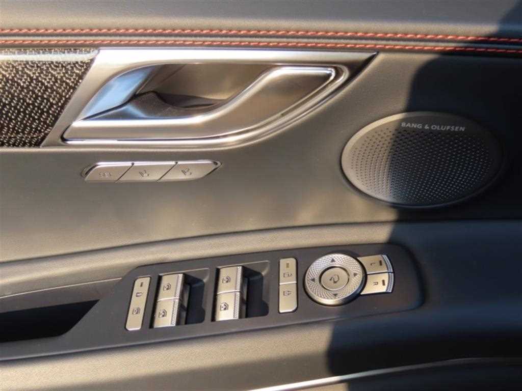 Genesis GV80 - Vista 12