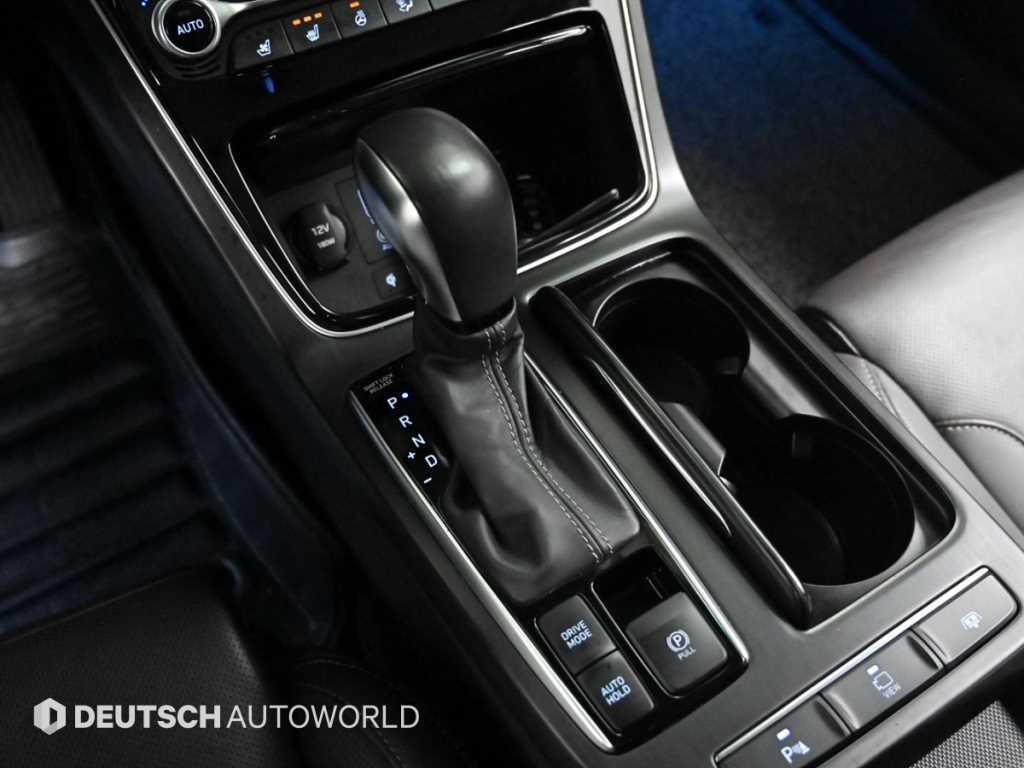 HYUNDAI Grandeur - Vista 9