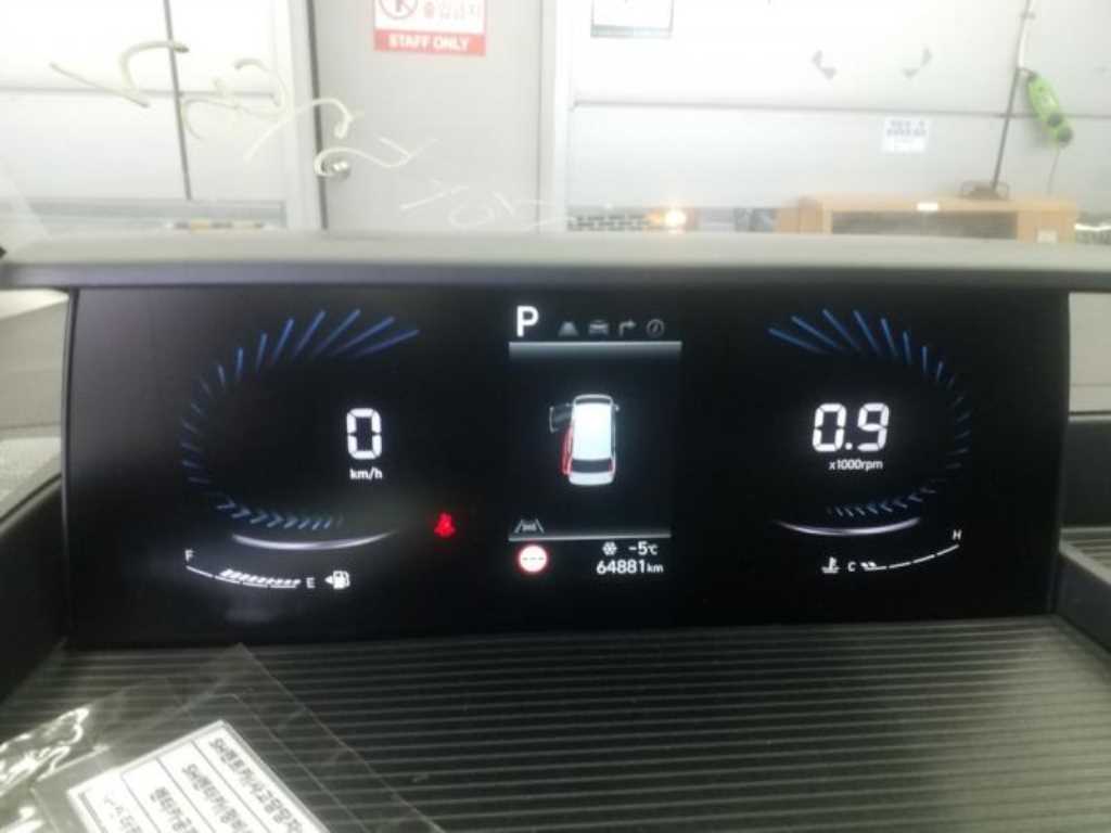 HYUNDAI Staria - Vista 2