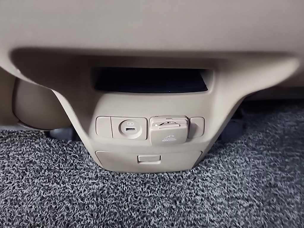 KIA Carnival 2018 Negro - Importación desde Corea - HF Imports Iquique - Foto 13