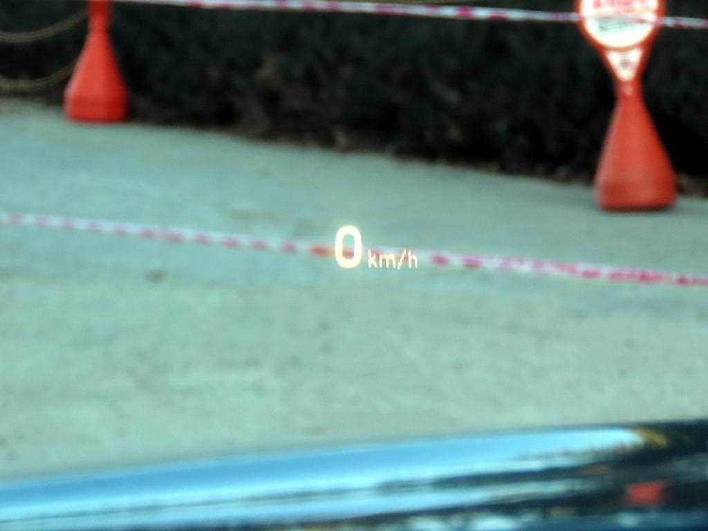 Genesis G70 - Vista 10