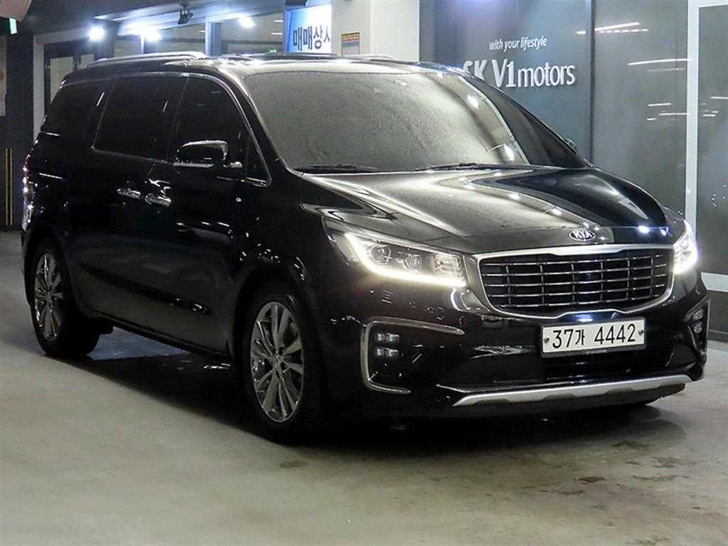KIA Carnival 2019 - Importación desde Corea - HF Imports Iquique - Foto 1