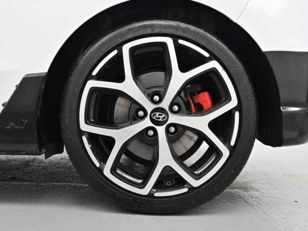 HYUNDAI Veloster - Vista 5