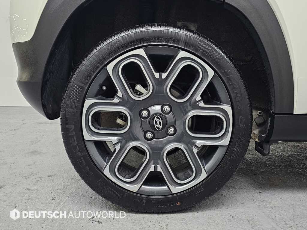 HYUNDAI Casper - Vista 5