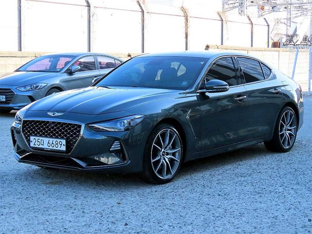 Genesis G70 - Vista 2