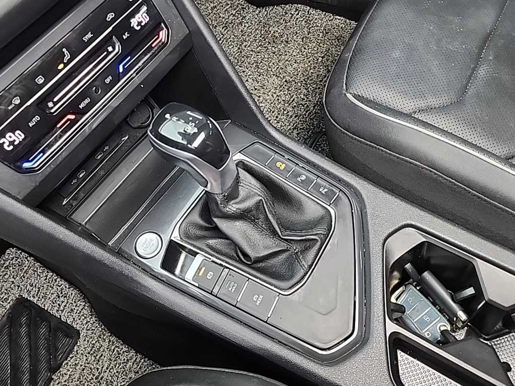 Volkswagen Tiguan - Vista 8