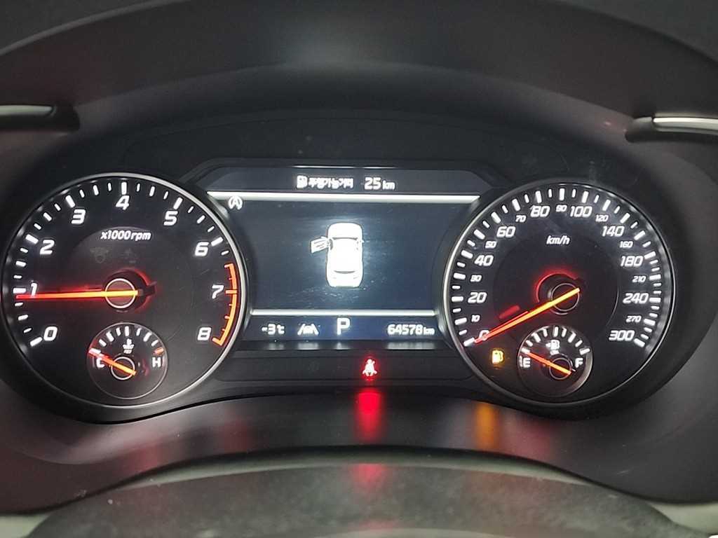 KIA Stinger - Vista 6