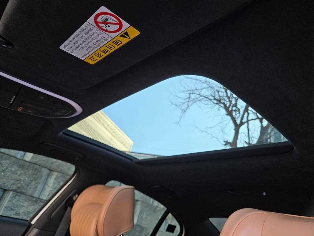 Genesis G70 2019 Blanco - Importación desde Corea - HF Imports Iquique - Foto 14