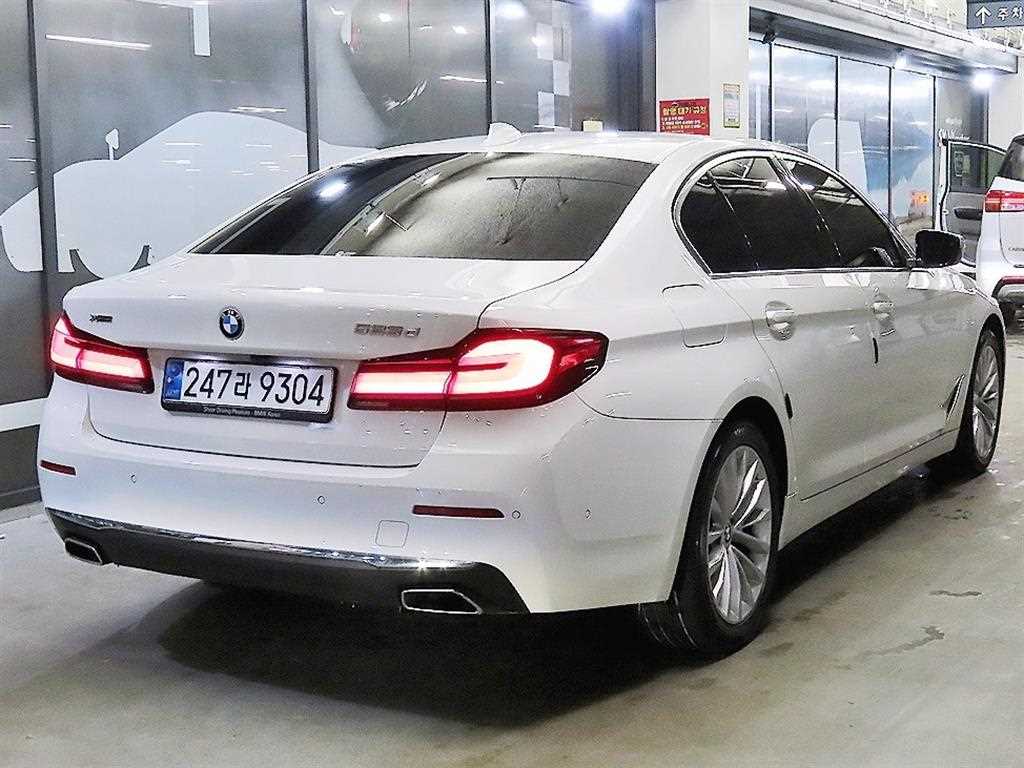 BMW 5 Series - Vista 4
