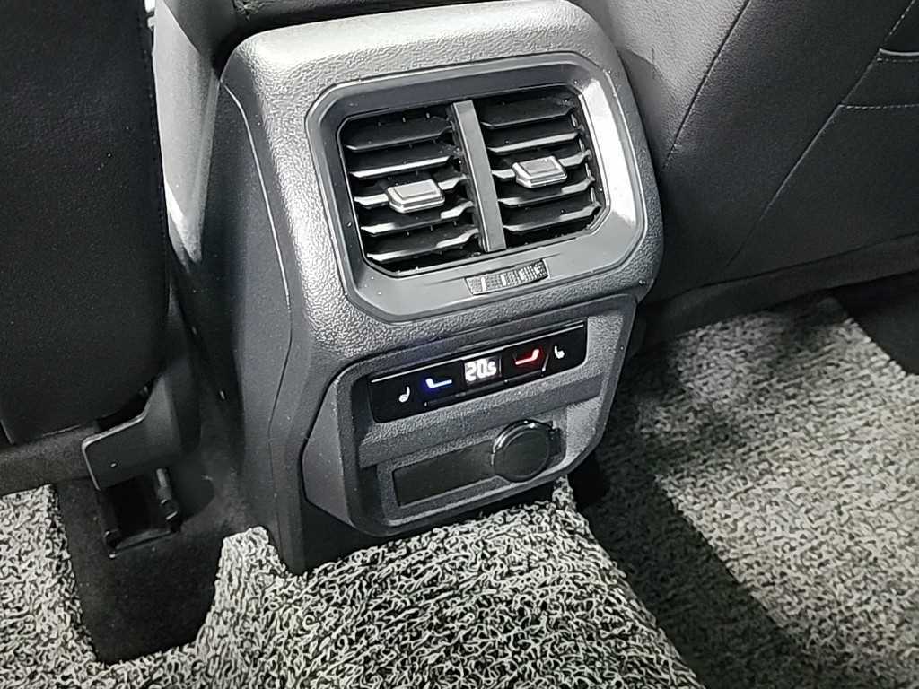 Volkswagen Tiguan 2023 Blanco - Importación desde Corea - HF Imports Iquique - Foto 13