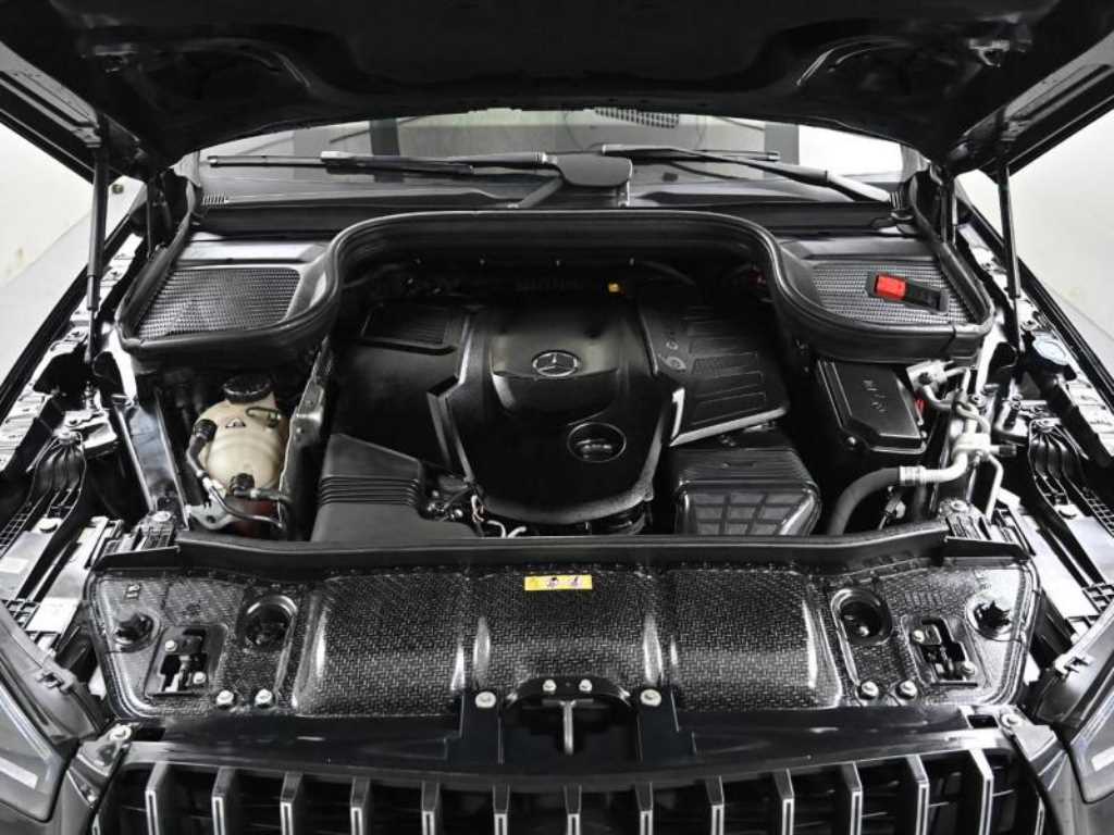 Mercedes Benz GLE Class - Vista 6