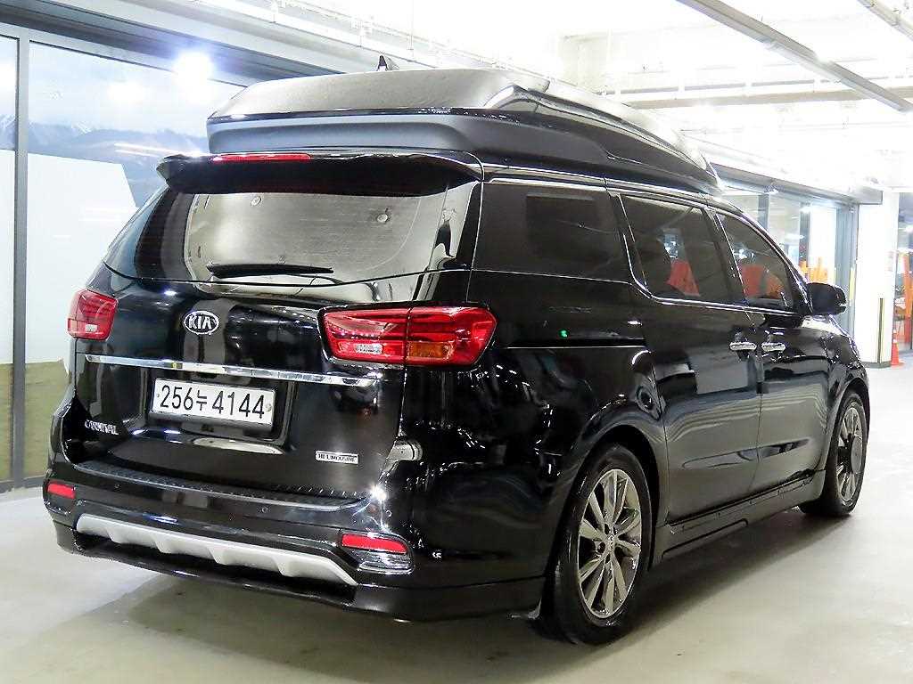 KIA Carnival - Vista 4
