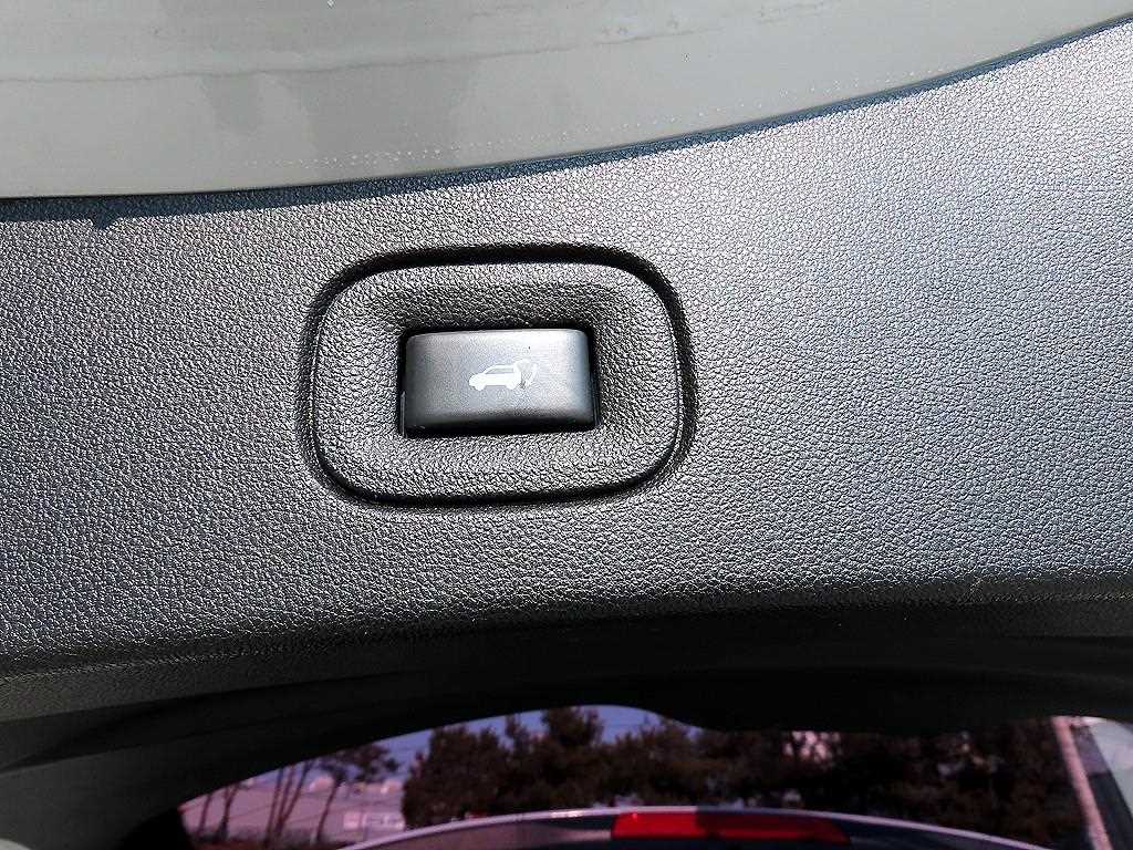 SAMSUNG QM6 2017 Blanco - Importación desde Corea - HF Imports Iquique - Foto 17