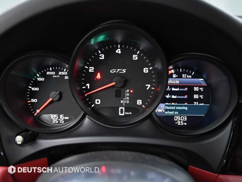 Porsche Macan - Vista 8