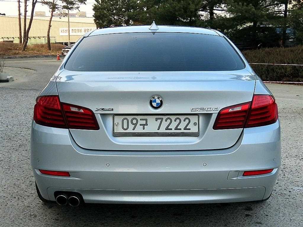 BMW 5 Series - Vista 4