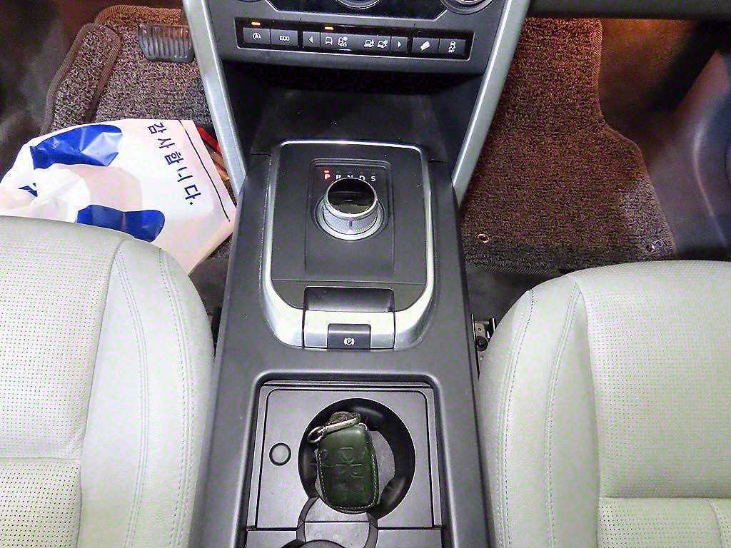 Land Rover Discovery Sports - Vista 12