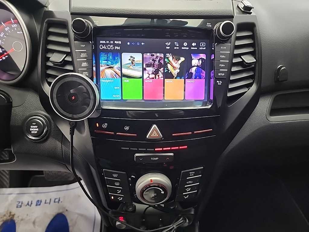 Ssangyong Tivoli - Vista 10