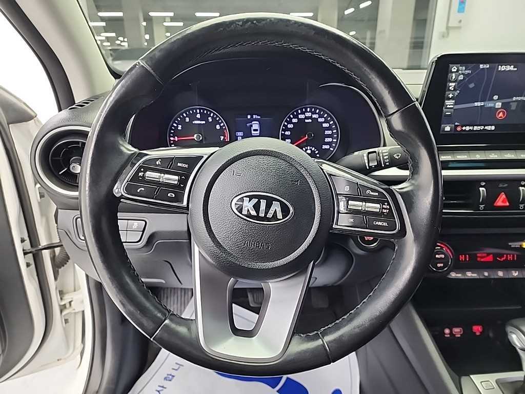 KIA K3 - Vista 9