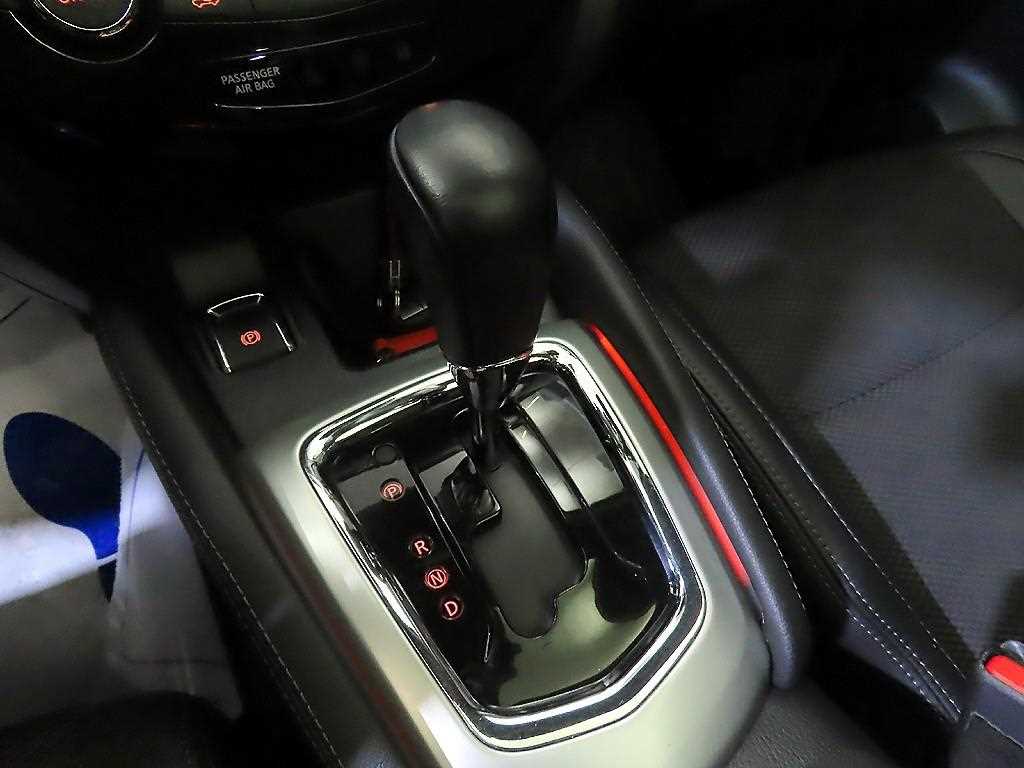 Nissan Cashkai - Vista 12