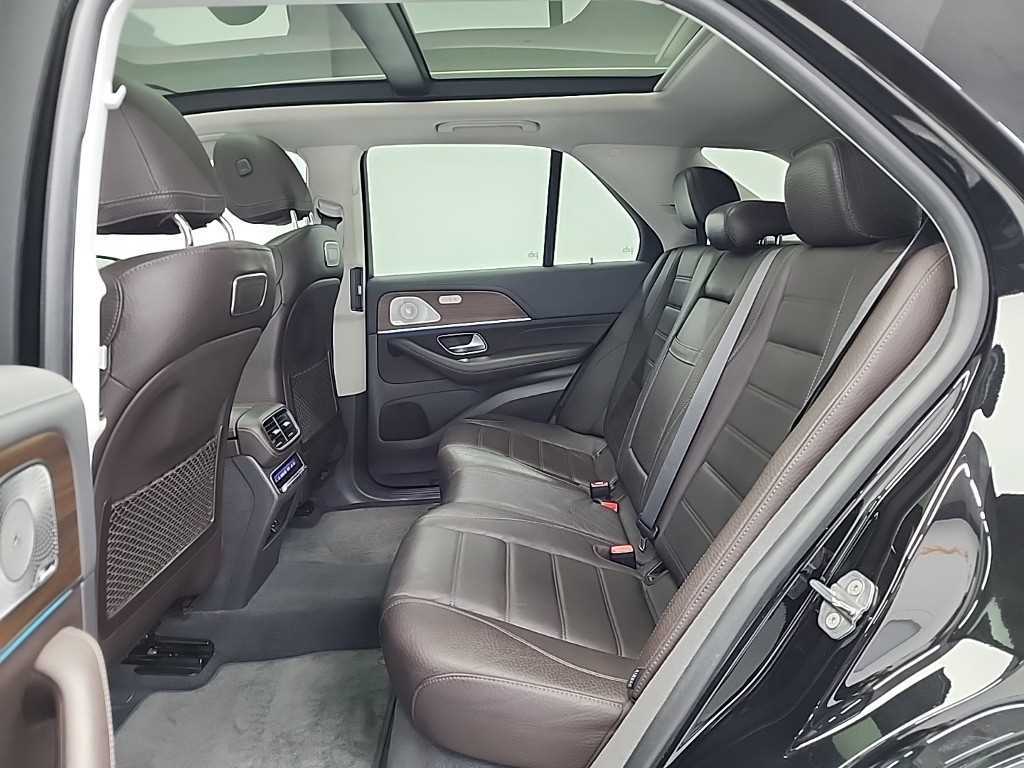 Mercedes Benz GLE Class - Vista 12