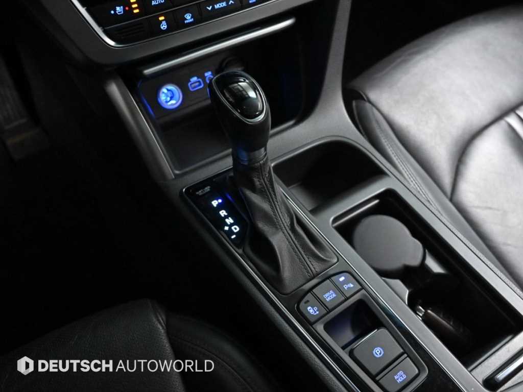 HYUNDAI Sonata - Vista 9