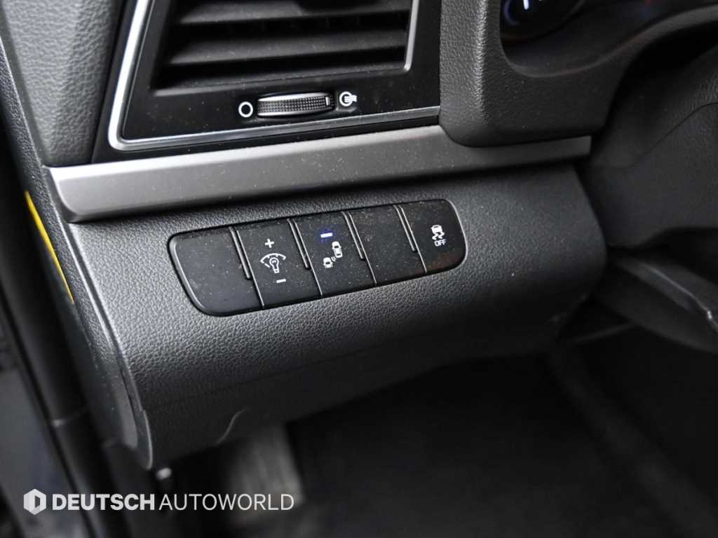 HYUNDAI Avante 2018 Gris - Importación desde Corea - HF Imports Iquique - Foto 17