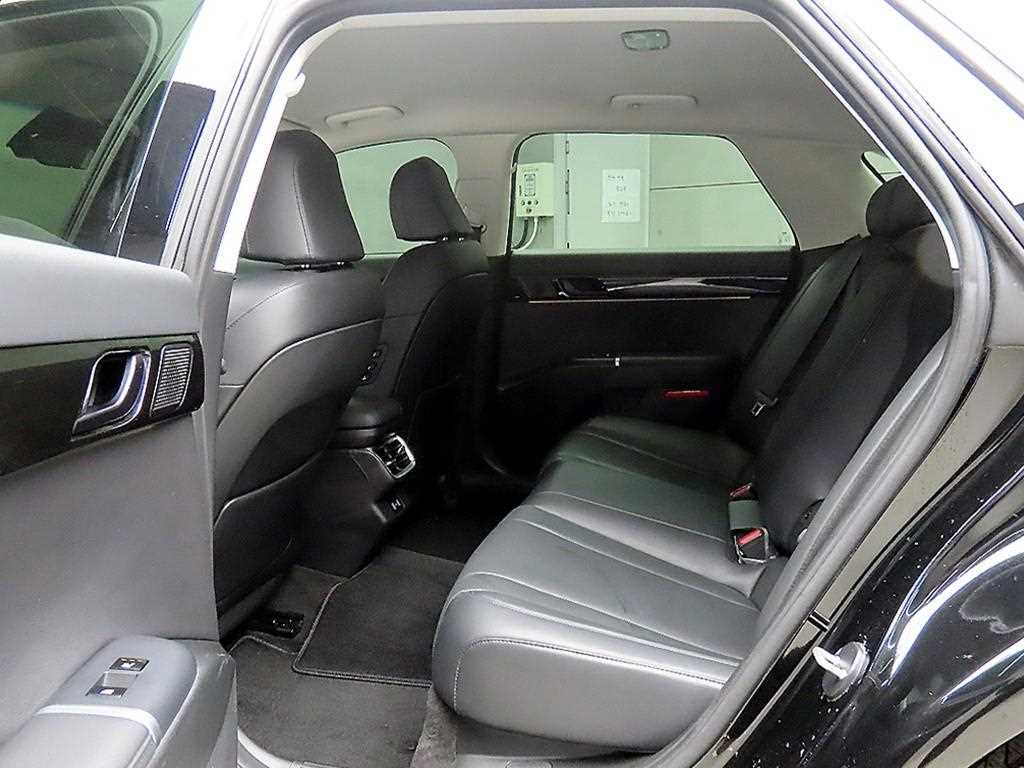 HYUNDAI Grandeur - Vista 6