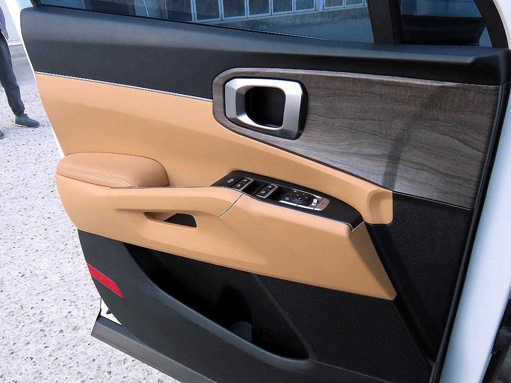 KIA Sorento - Vista 11