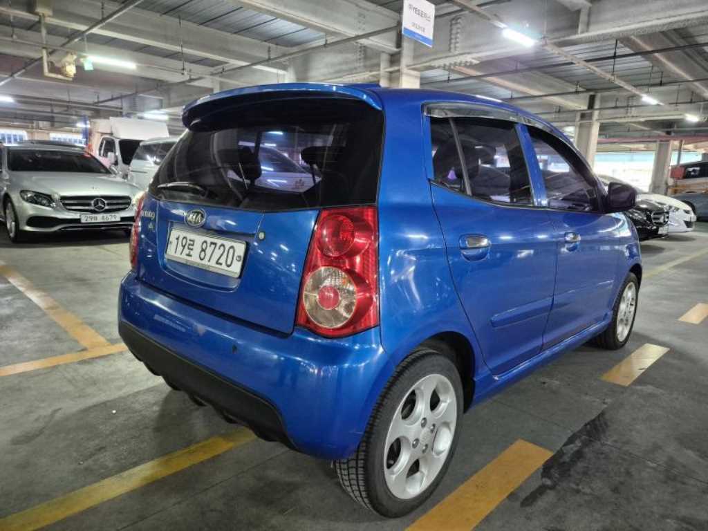 KIA Morning - Vista 5