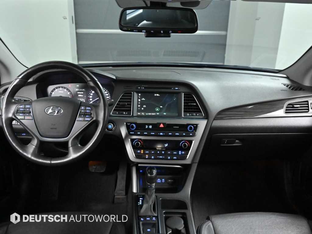 HYUNDAI Sonata - Vista 7