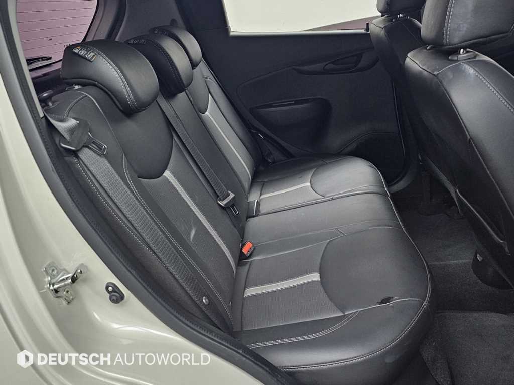 Chevrolet Spark - Vista 12