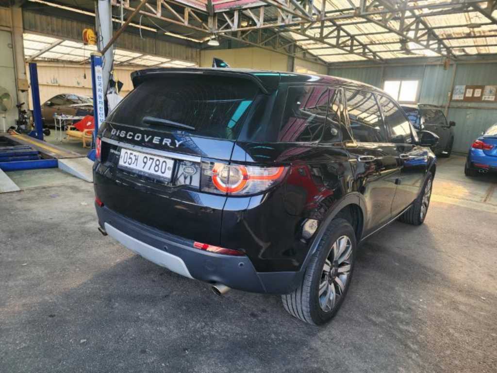 Land Rover Discovery Sports - Vista 8