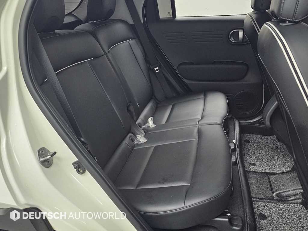 HYUNDAI Casper - Vista 12